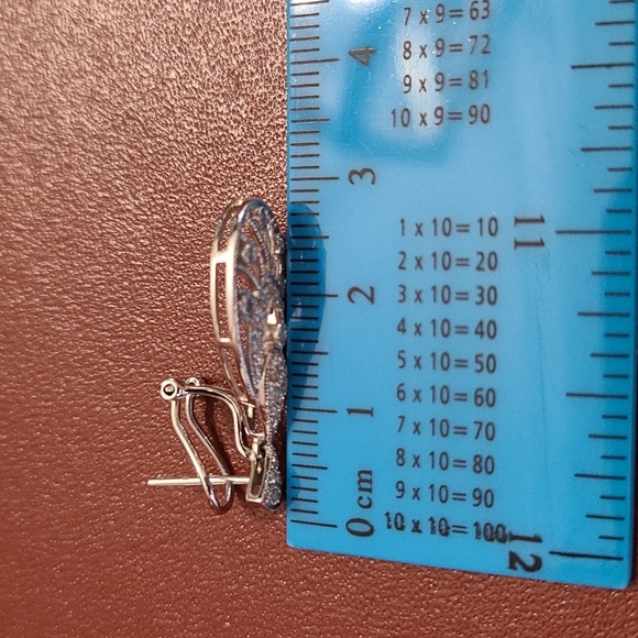 White 14K Gold with Dimonds earrings - Picture 12 of 16